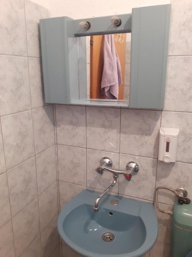 Apartments Mara Bela Karlobag Zewnętrze zdjęcie