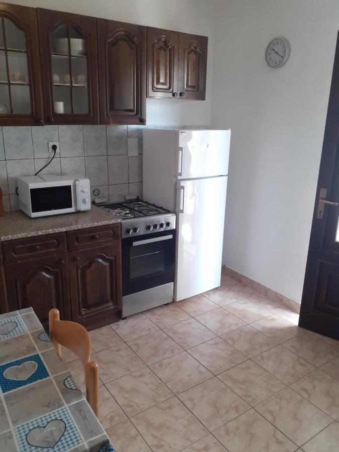 Apartments Mara Bela Karlobag Zewnętrze zdjęcie