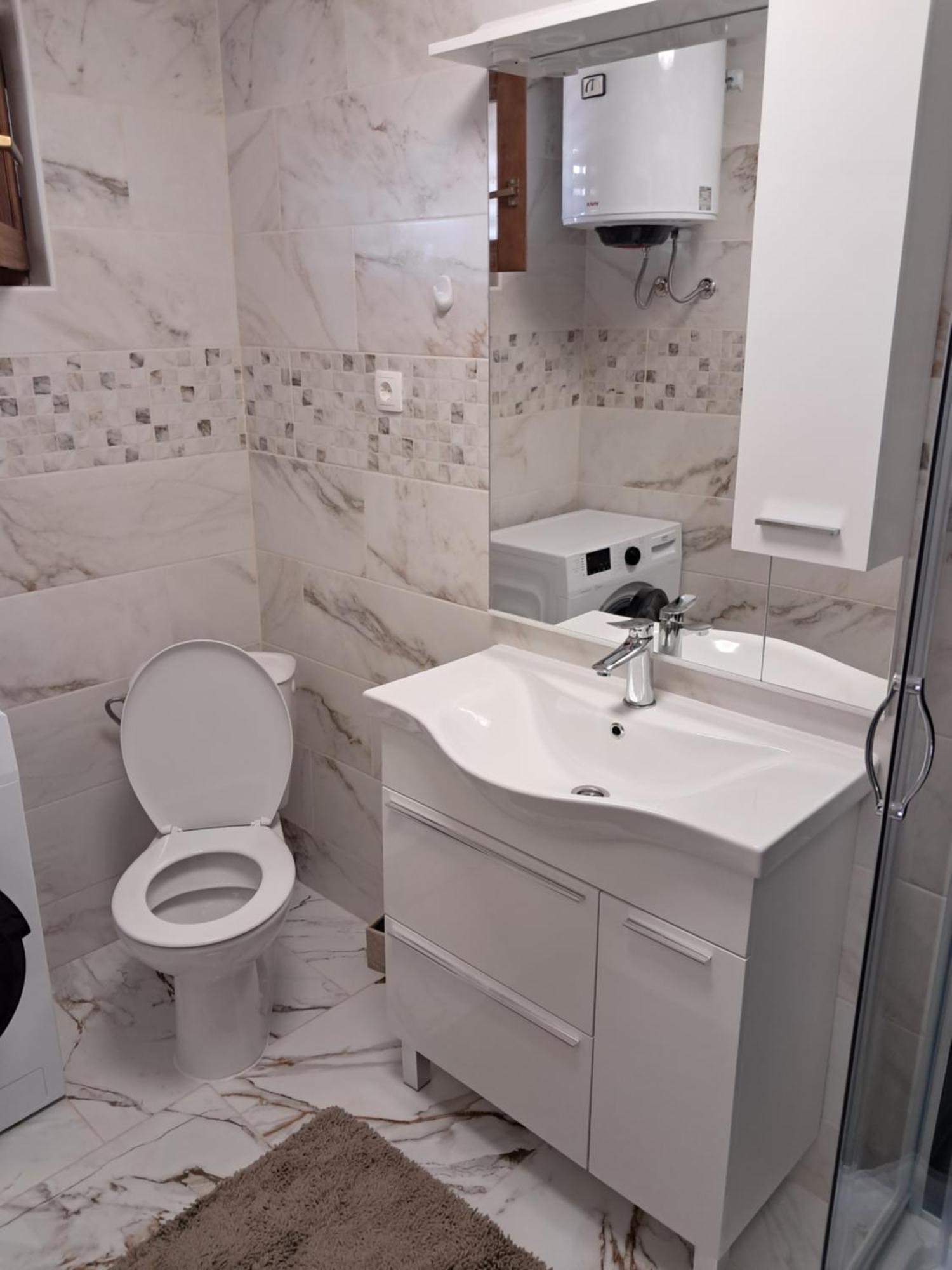 Apartments Mara Bela Karlobag Zewnętrze zdjęcie