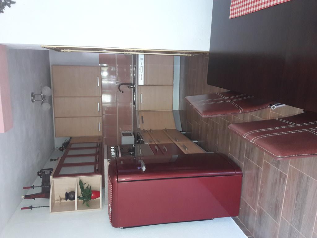 Apartments Mara Bela Karlobag Zewnętrze zdjęcie